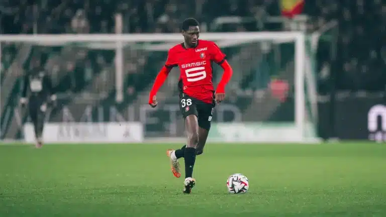 Djaoui Cissé : L'Incontournable Espoir d'AS Roma pour le Milieu de Terrain