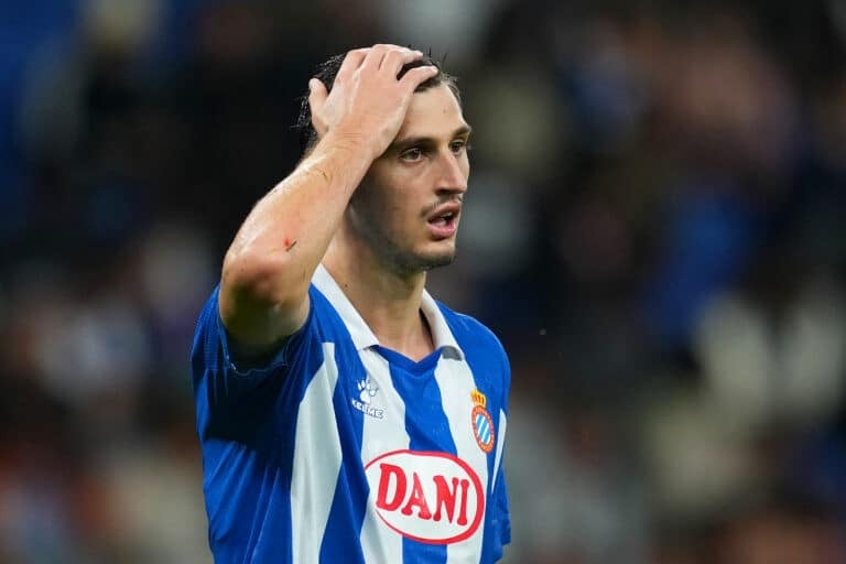 Le Futur de Marash Kumbulla à l'AS Roma : Un Destin en Balancement