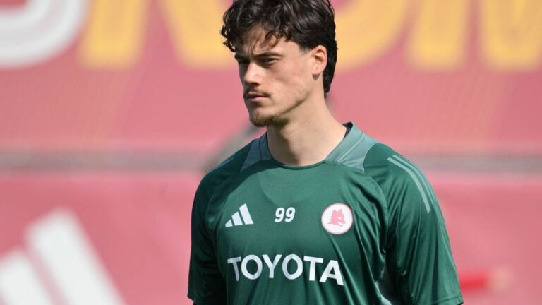 Roma Renouvelle le Contrat de Mile Svilar : Une Stratégie Gagnante pour l'Avenir