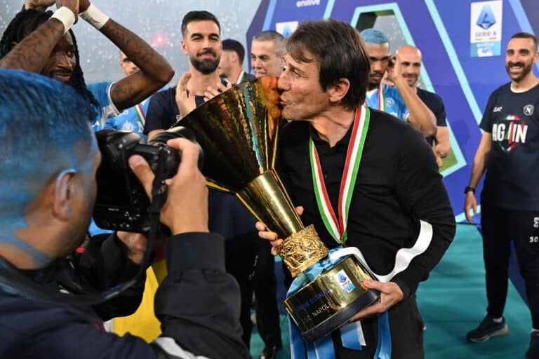 Antonio Conte : Derniers Jours à Napoli Avant un Retour à Turin ?