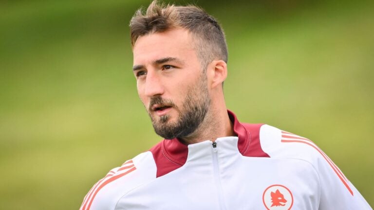 Bryan Cristante : Vers un Transfert à la Fiorentina ? Analyse du Futur du Milieu de l'AS Roma