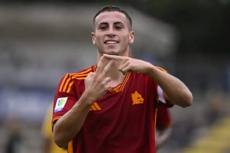 Les Négociations Cruciales de Martina Cherubini : Quel Avenir pour l'AS Roma ?
